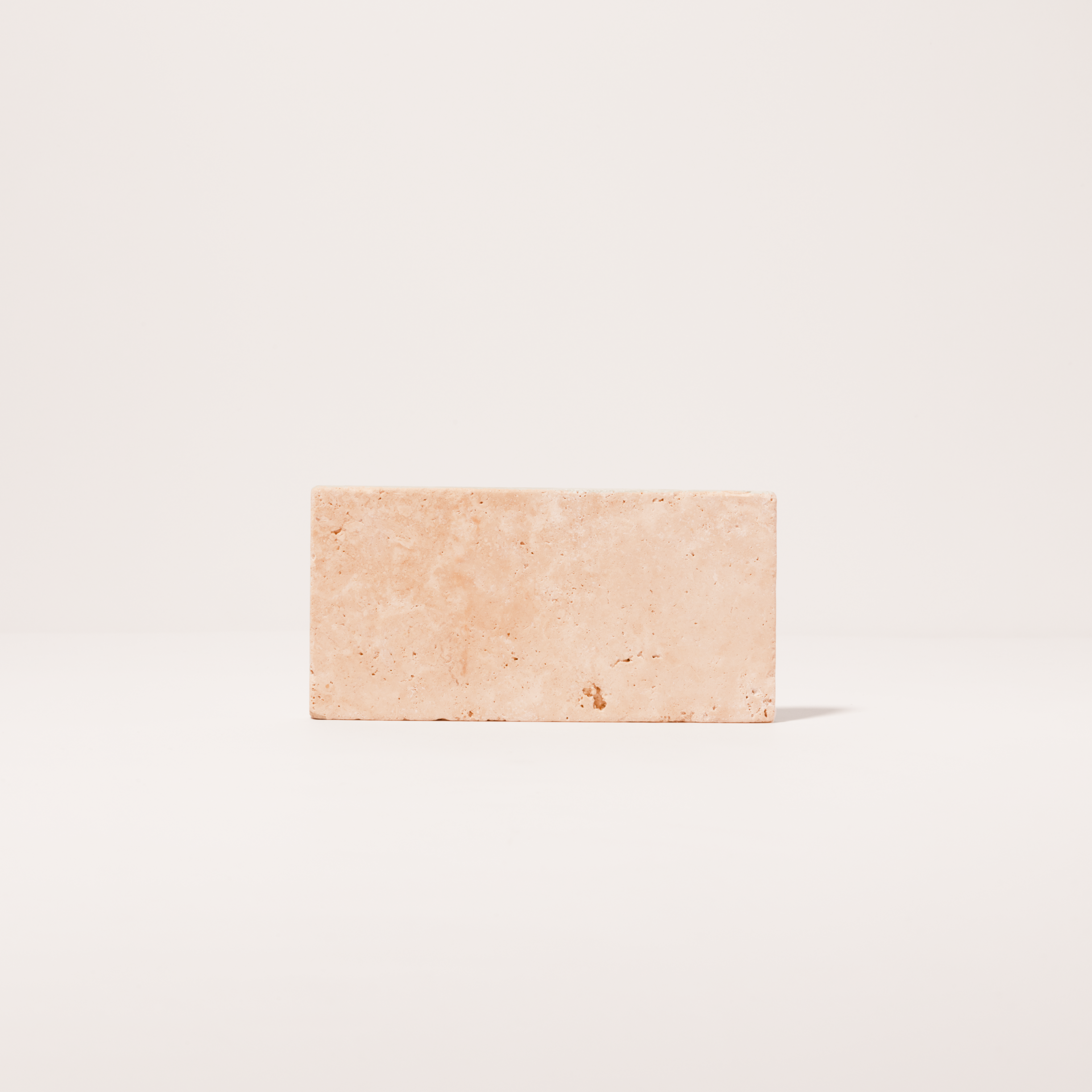 Base de piedra minimalista