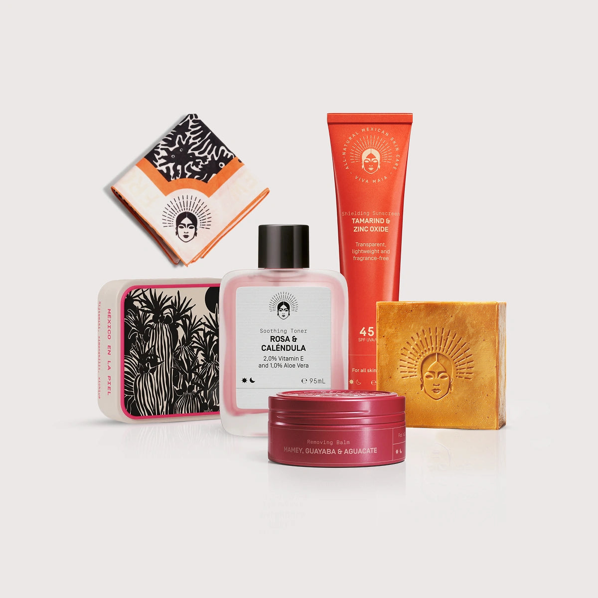Viva Maia Summer Routine Set mit Shielding Sunscreen, Soothing Toner, Removing Balm, Seife, Bandana und Box.